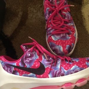 KD 8 “Aunt Pearl” size 6.5 2015